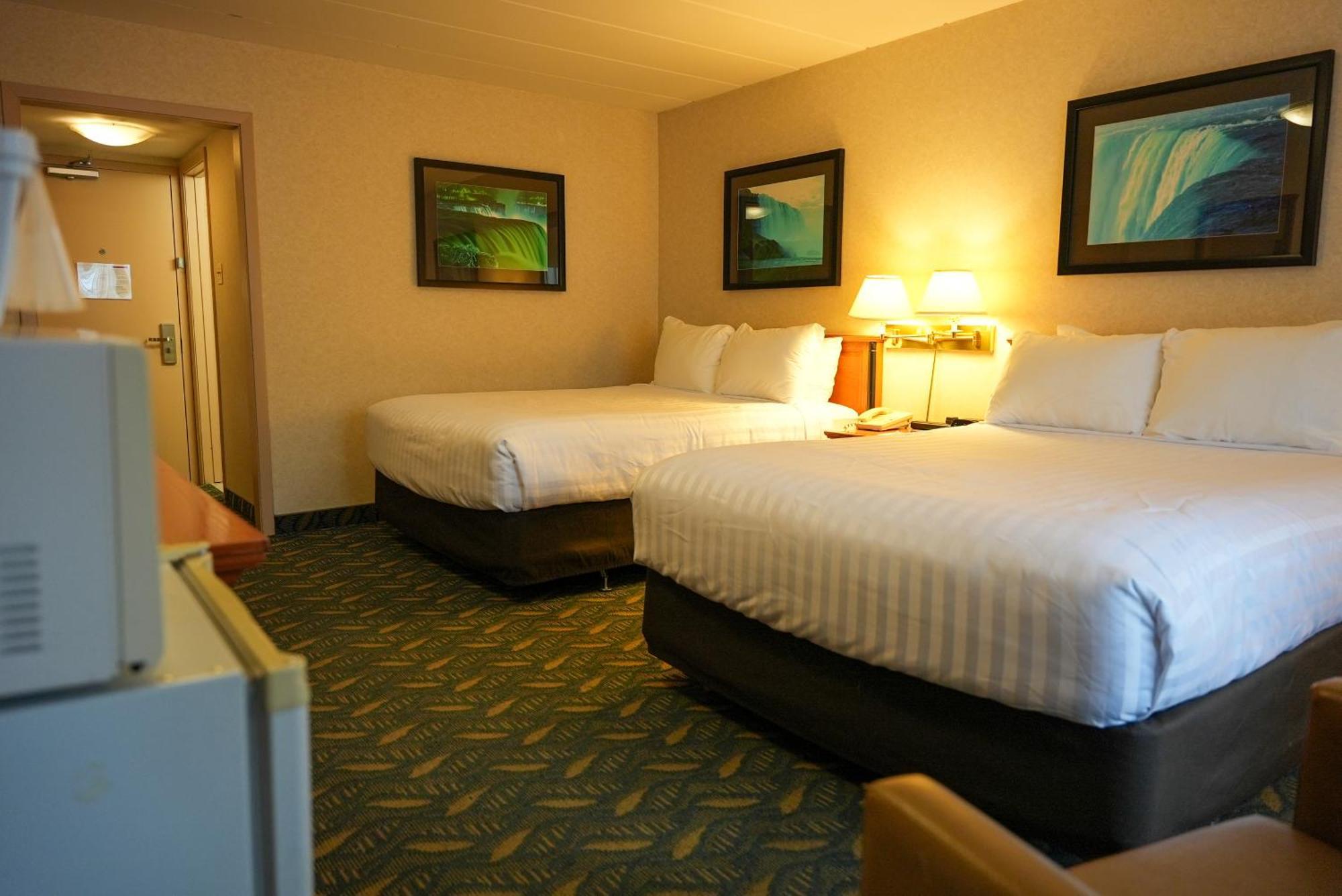 ทราเวลลอดจ์ ไนแองการา ฟอลส์ แอต เดอะ ฟอลส์ Hotel ไนแอการาฟอลส์ ภายนอก รูปภาพ